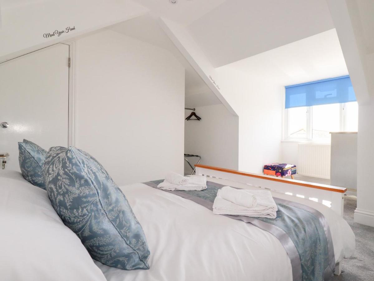 Вилла Meneage House Хелстон Экстерьер фото